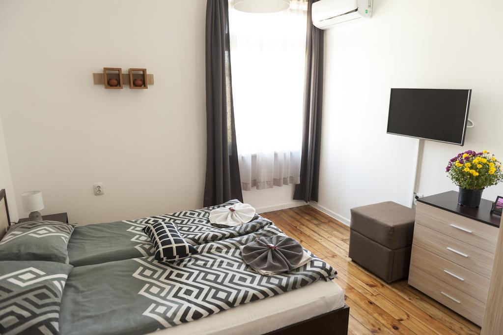 Graf Ignatiev - 3Br Apart Sofia Exterior photo