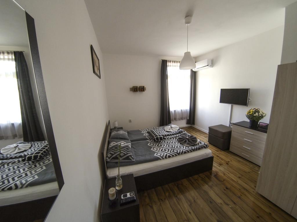 Graf Ignatiev - 3Br Apart Sofia Exterior photo